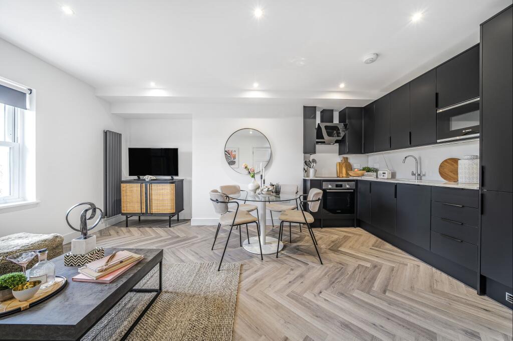 Flat 10 Ignatious House 17-19 Northbrook Road, Lewisham, London SE13 5QT