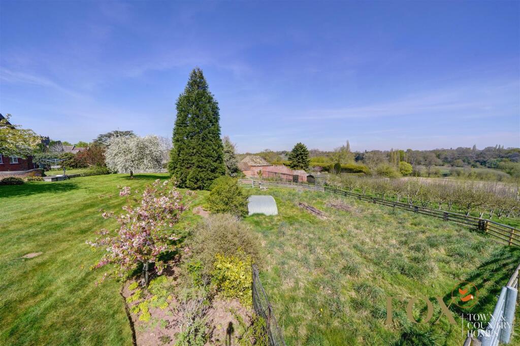 Holt Grange (52).jpg