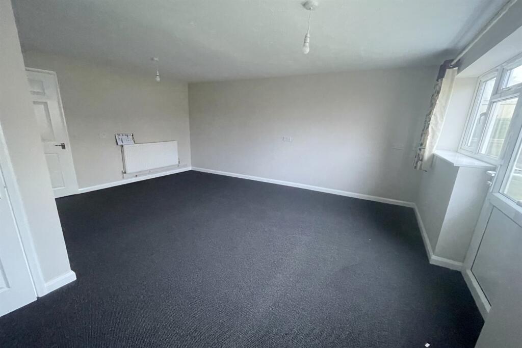 Lounge with storage 