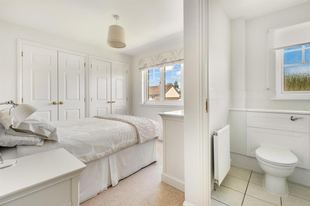 24 Nicoll Place (23).jpg