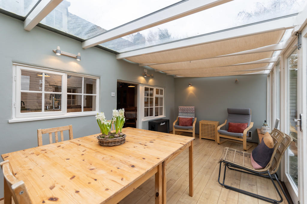 Garden Room 
