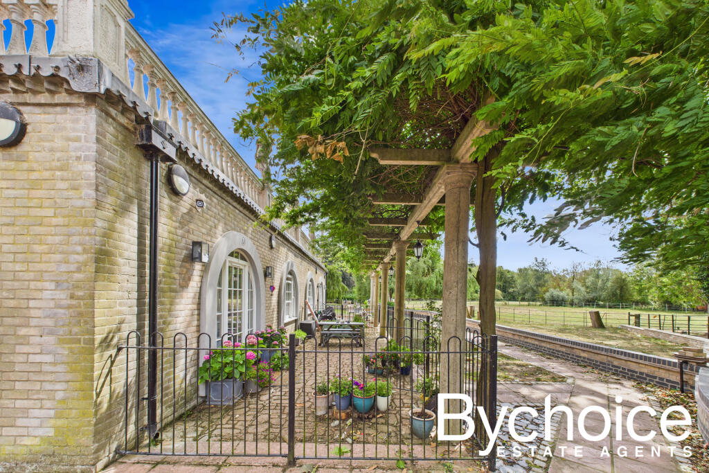 CAM05250G0-PR0100-STILL030