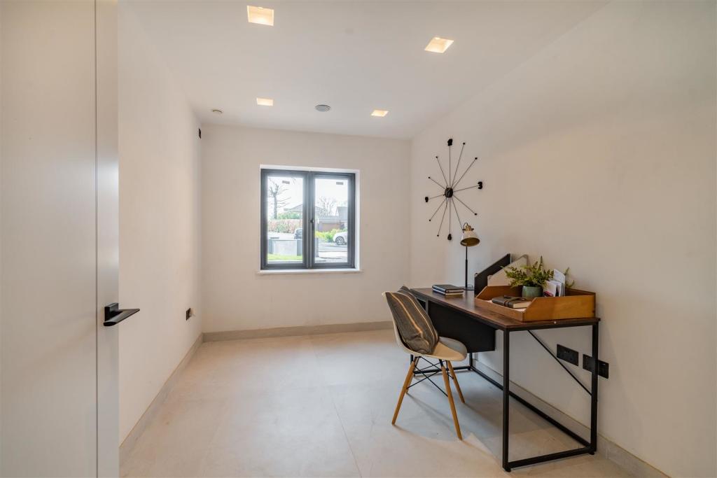 8496053-interior26.jpg
