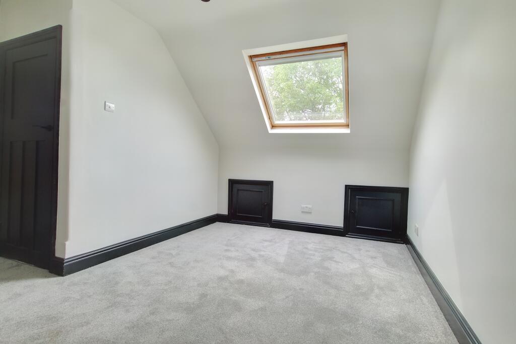 13.bedroom4.jpg