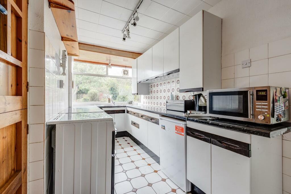 RocherClose(Interior)(1of25) (8).jpg