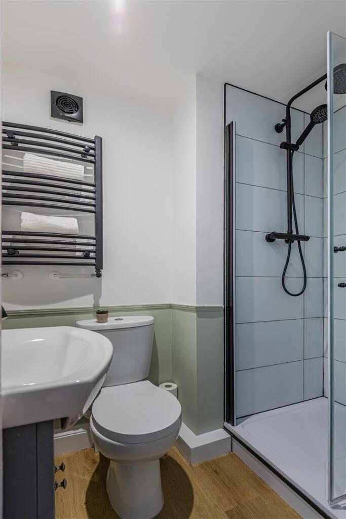 Theodora Street 50-18.jpg