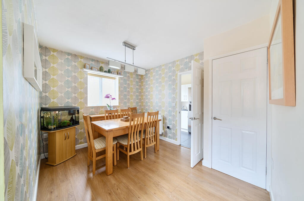 1304270-14-6841c8...