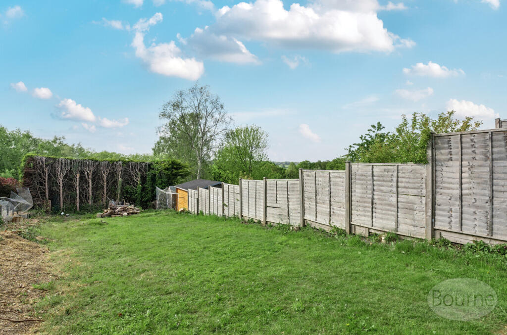 7675e595-e700-497...