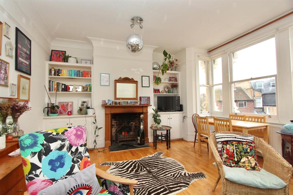 Clissold Crescent, N16