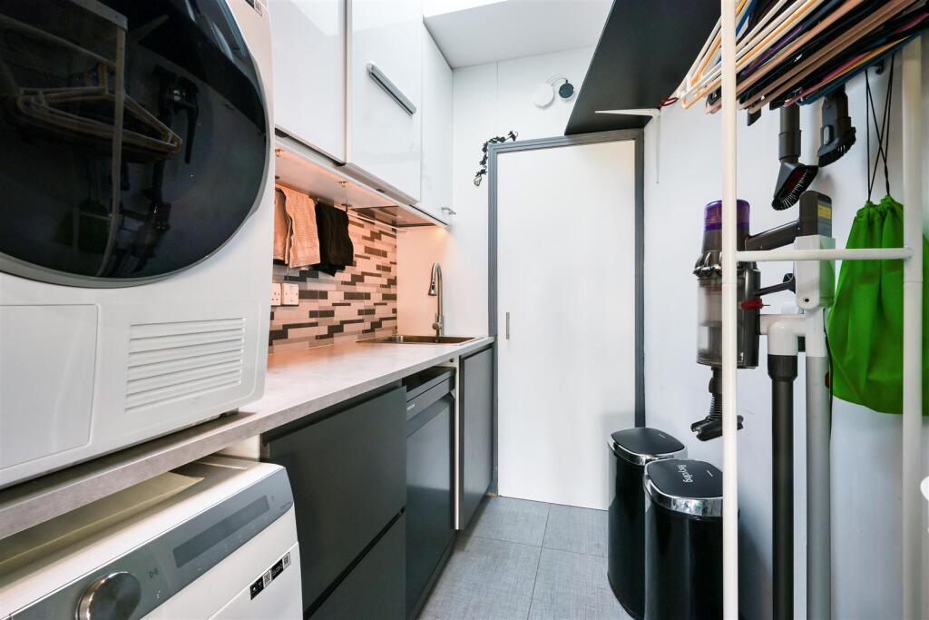 ASHCOMBE TERRACE, 12- (12).jpg