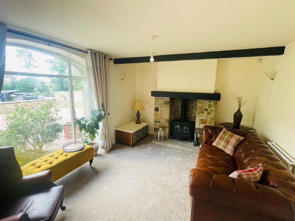 2B Sands Lane 1.jpg