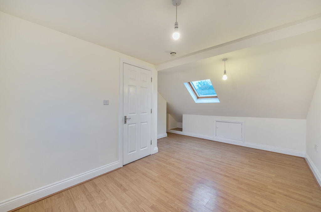 1373831-17-6911f5...