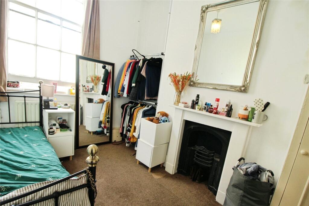 Spacious Bedroom