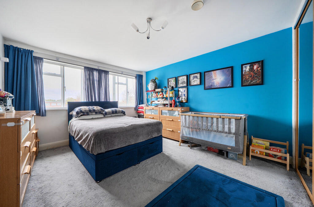 Haymills Court, Hanger Green, Ealing W5