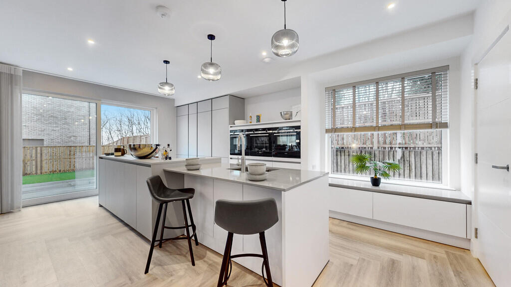 43-print-The Gate...