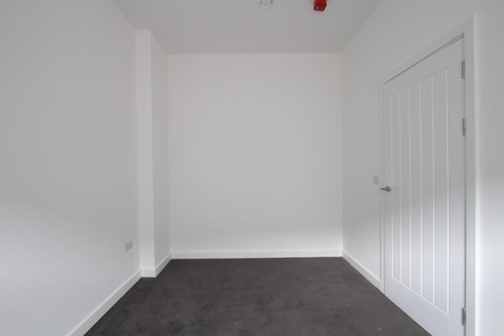 Flat 1. 5.JPG