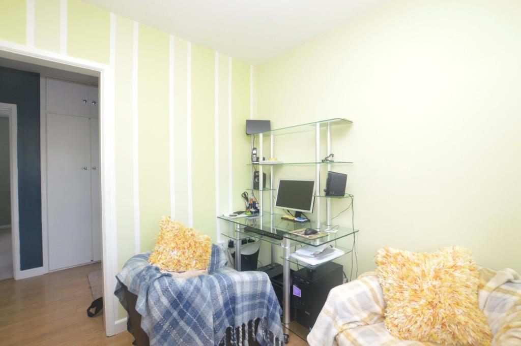 Bedroom/Study