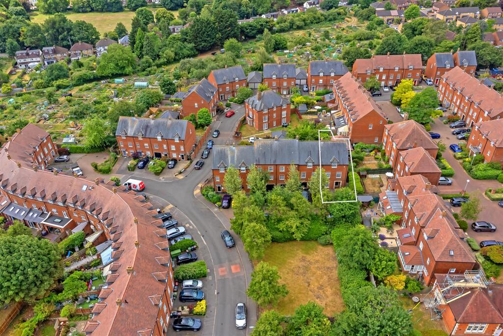 42GoldsmithsWay-3.jpg