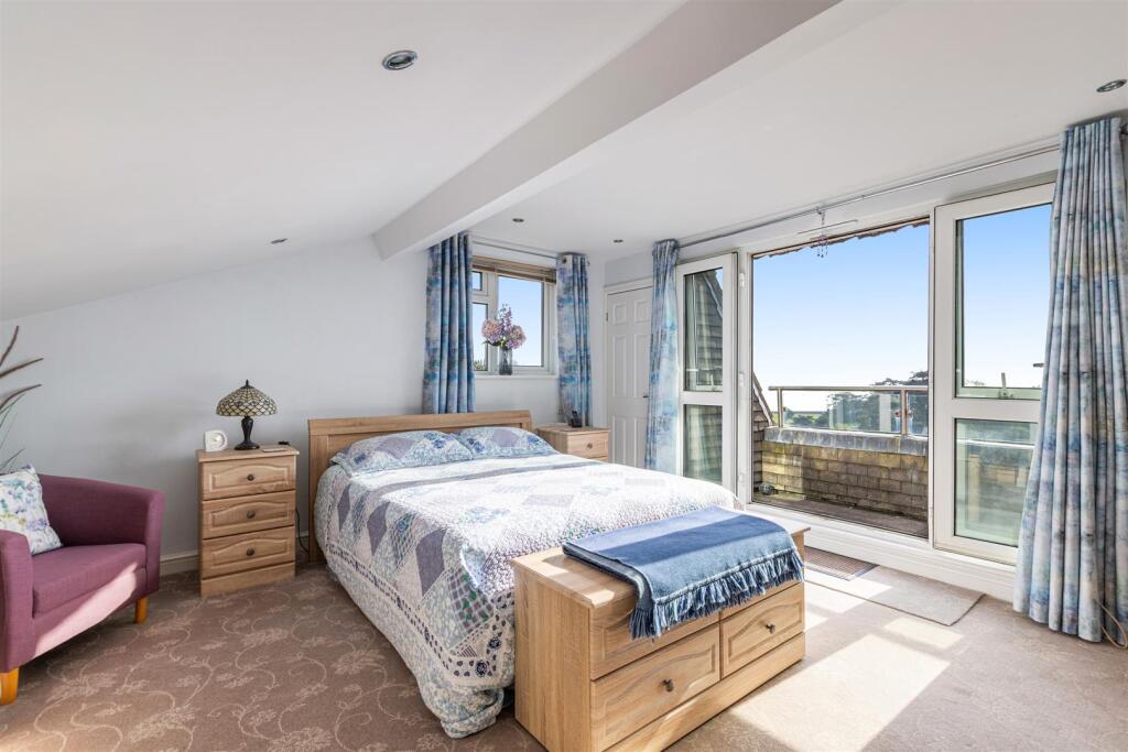 A27 - 83 Wheatlands Road, Paignton - 251001.jpg