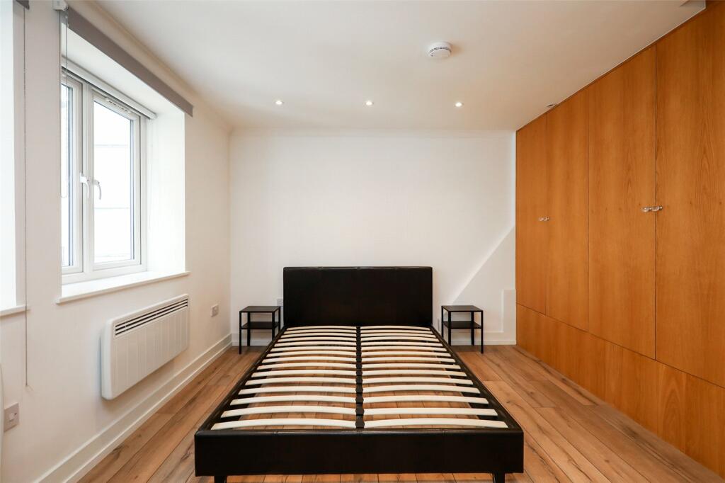 Studio Room