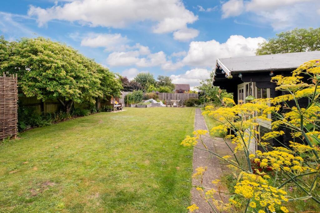 2 Quays Road, Risby-46.JPG