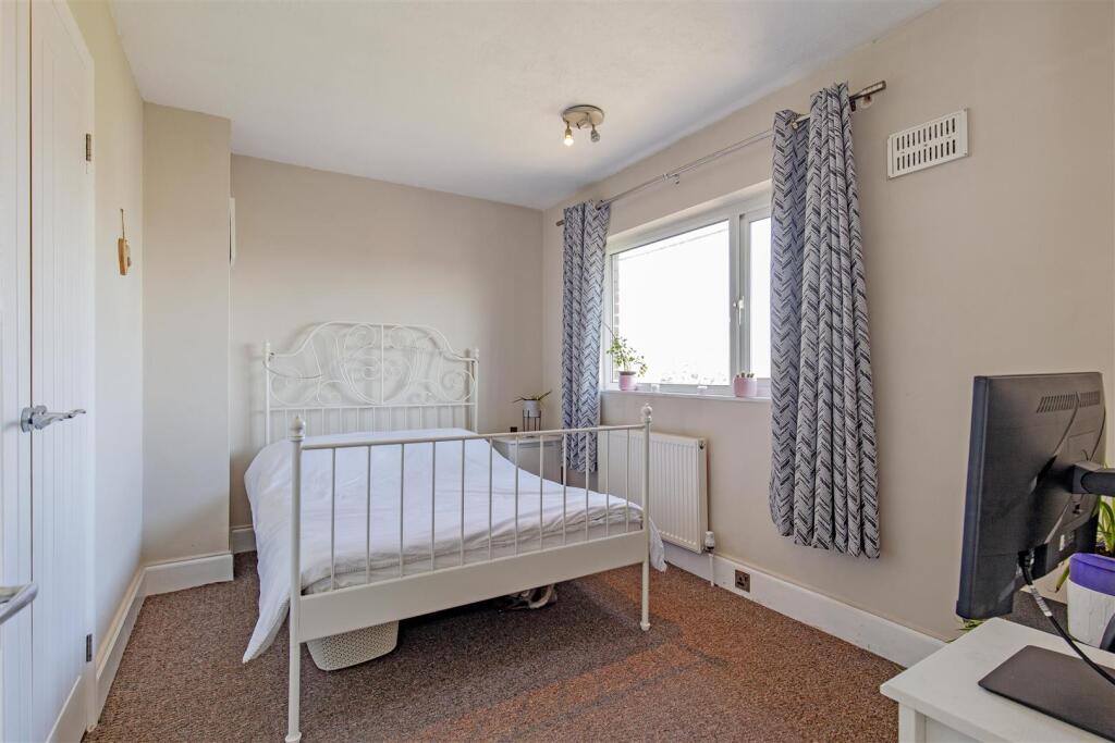 Bedroom 2-1.jpg