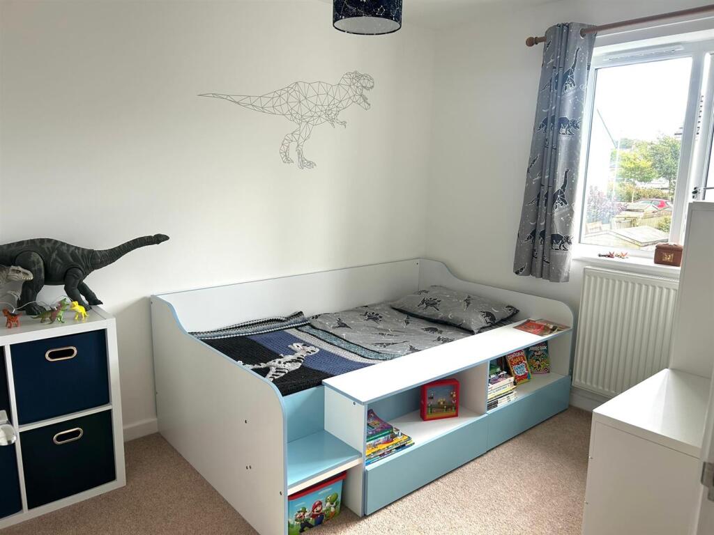 Bedroom 2.jpg