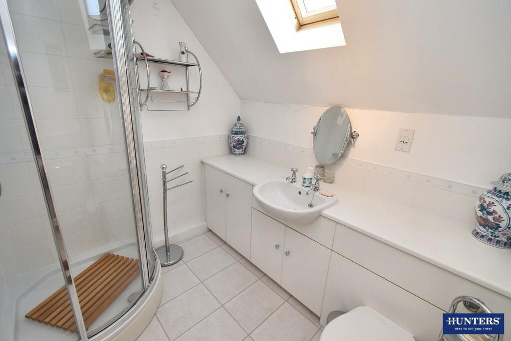 En-suite 2