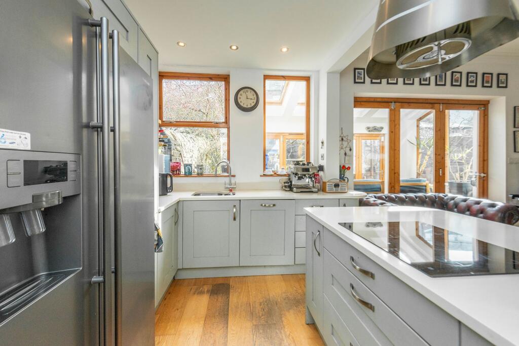 LOUNGE, KITCHEN, DINER AND SUN ROOM