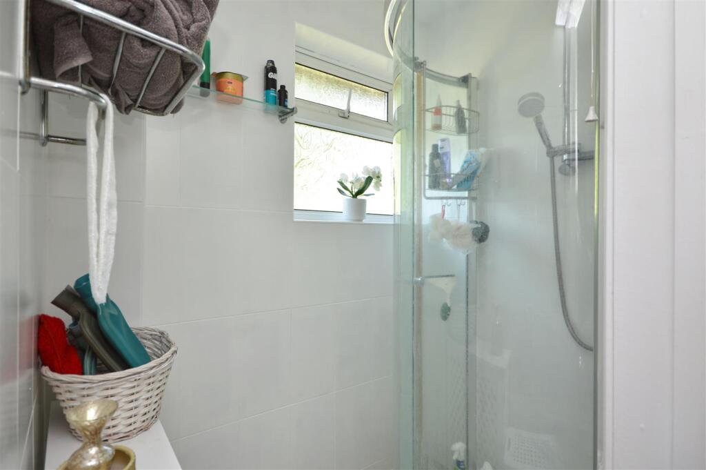 Ensuite Shower Room