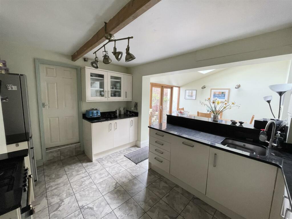 Open Plan Kitchen, Diner, Sitting Room