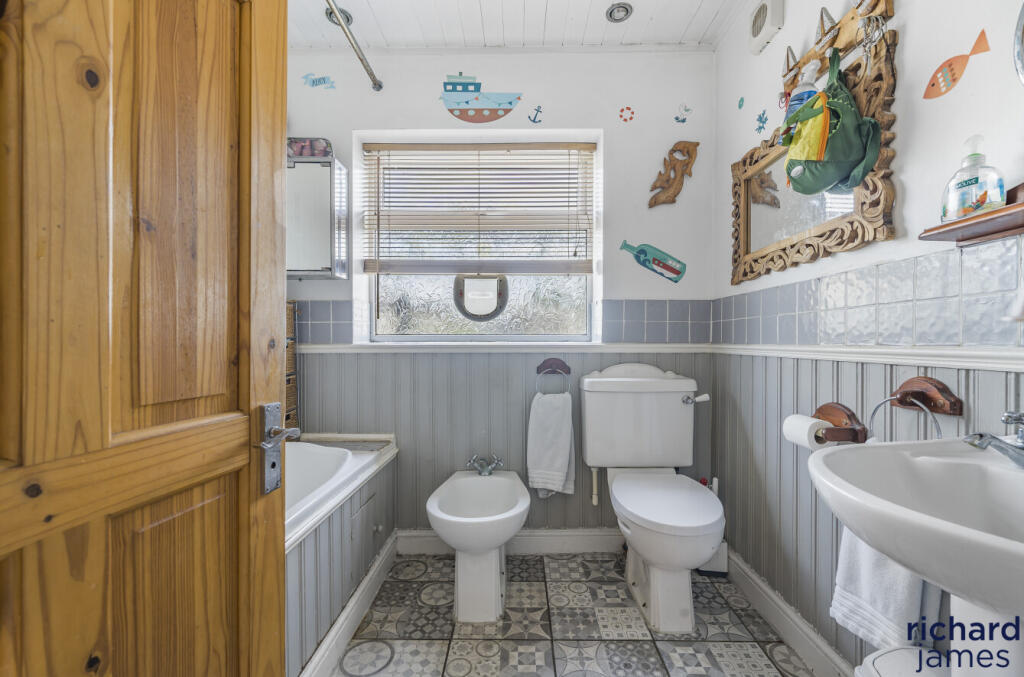 4c80b105-e6e5-49e...