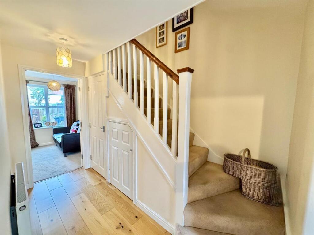 PHOTO-2025-11-25-23-33-57 (4).jpg