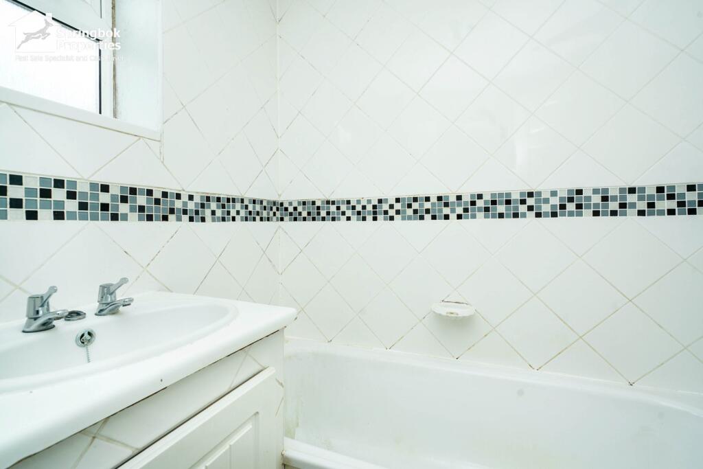 IMAGE 9 