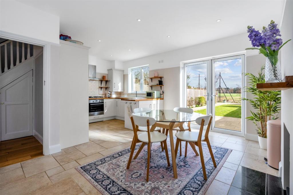 Open Plan Kitchen/Dining Room
