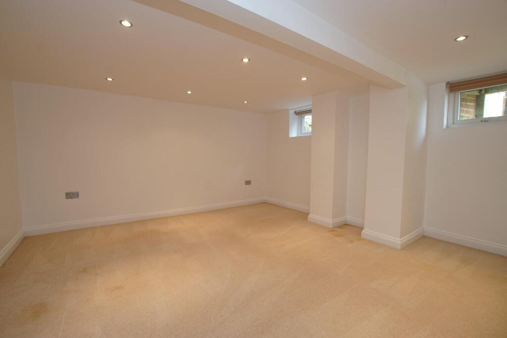 ANNEXE BEDROOM