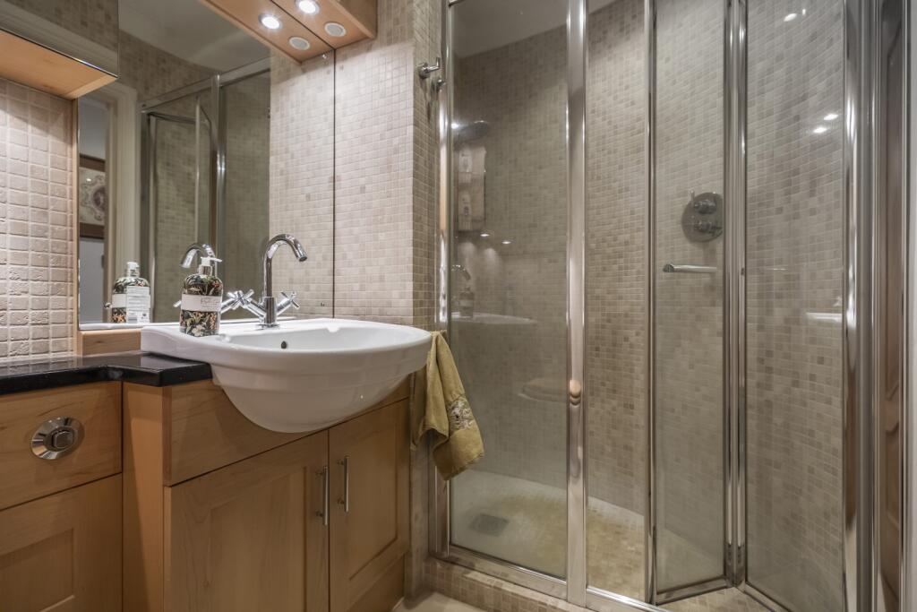 Shower Room 2