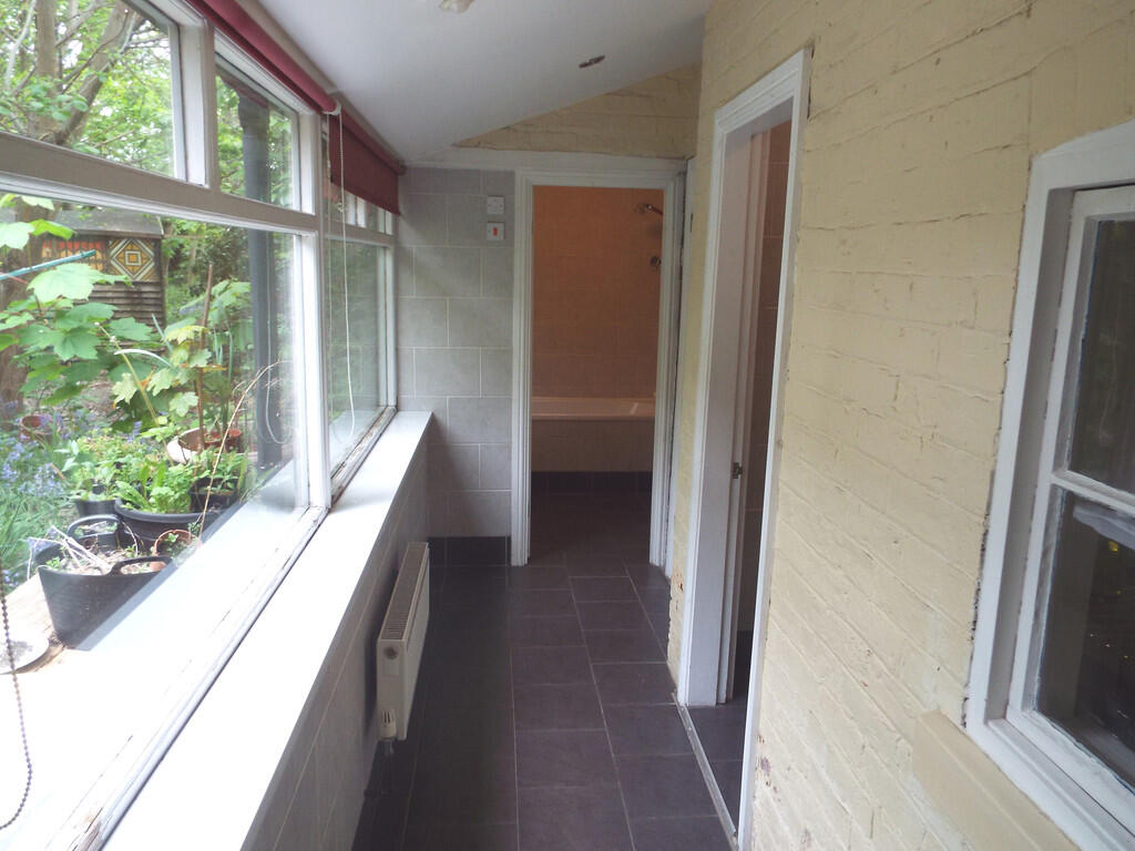 69 - Lobby