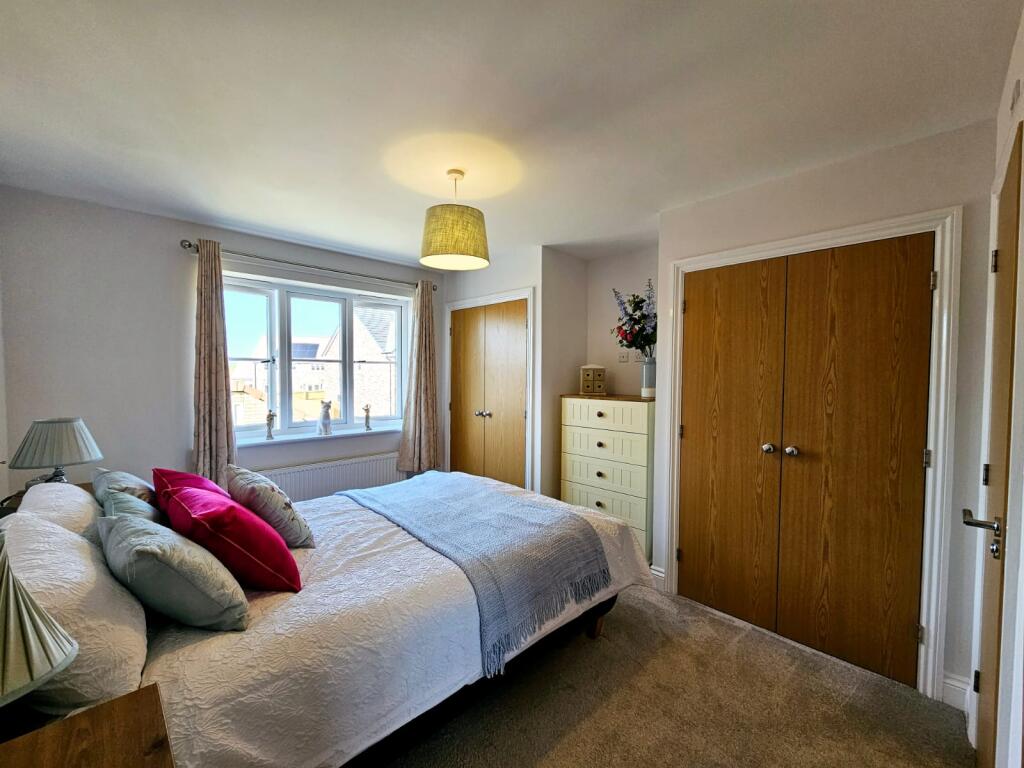 21fc3770-87cf-49a1-8d66-75c53ba95742