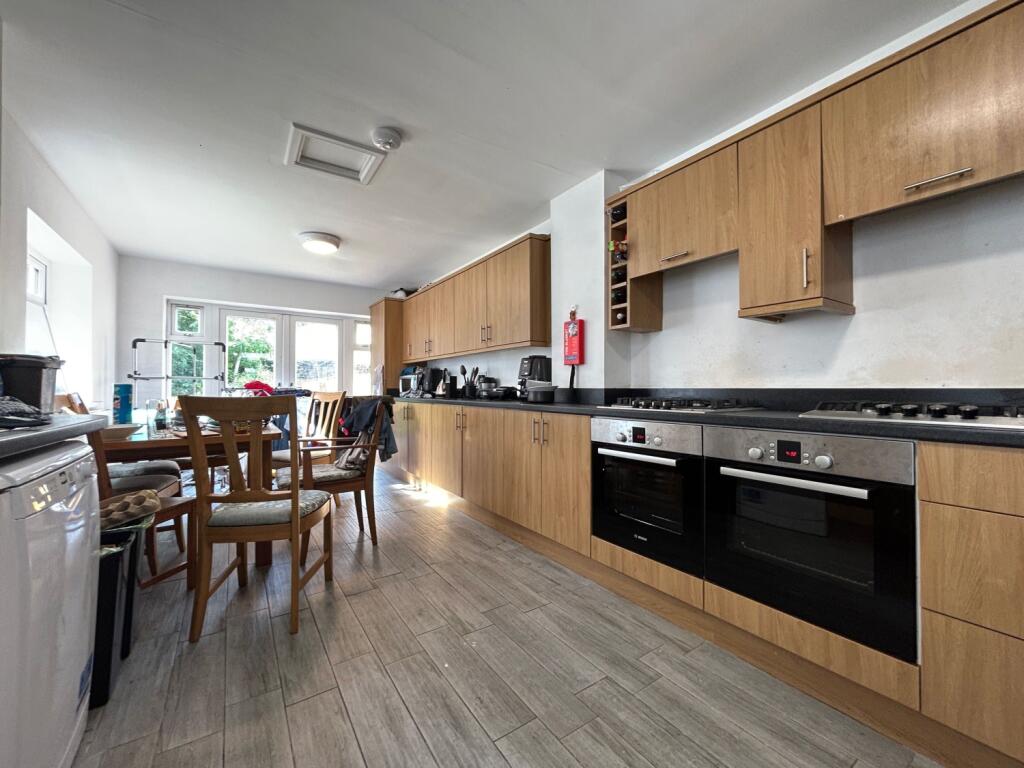 03591752-eb8b-4390-bf94-10a06ec1aeda