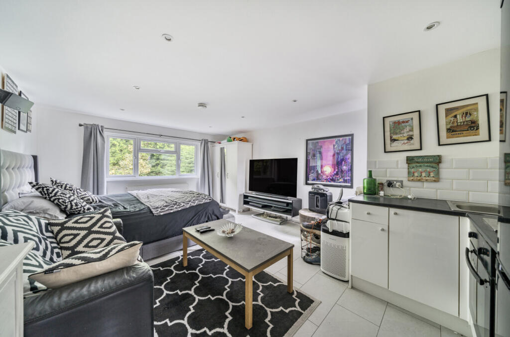 1309853-8-684add8...