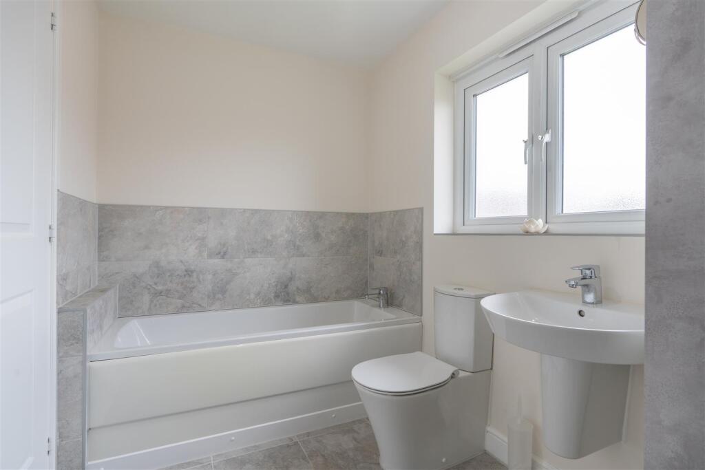 1 Beaufort Close-027.JPG