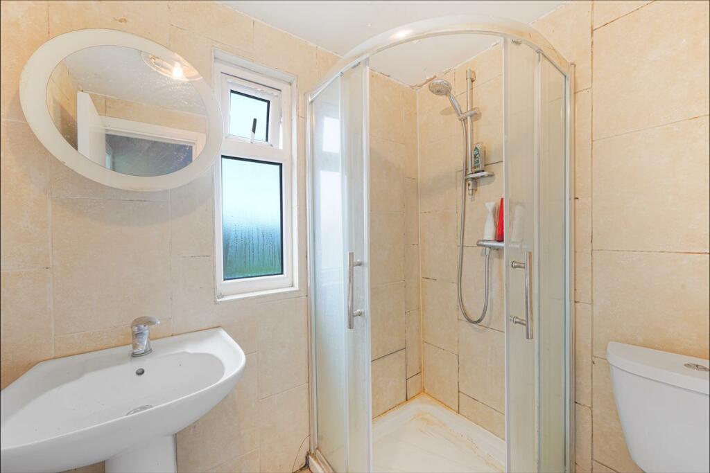16 Burgess Avenue - 23BwHRPFga2G5N0Dzvo8.jpg