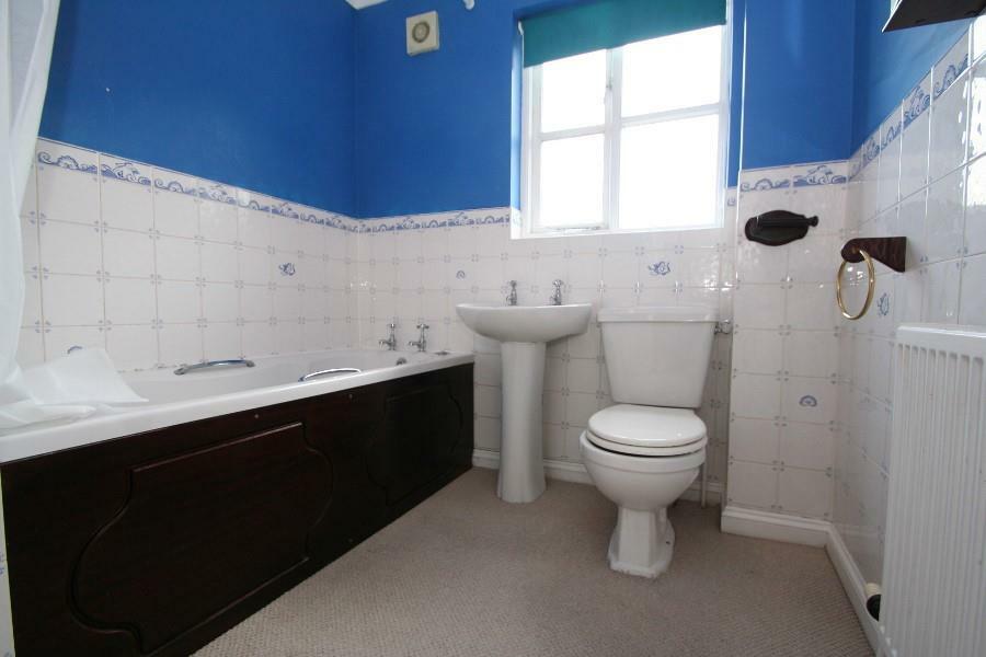 Bathroom-1.jpg
