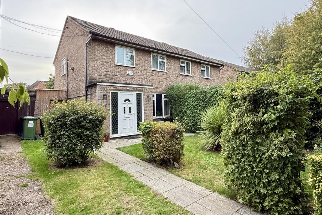 37 Rectory Gardens, Godmanchester, Cambridgeshire. PE29 2BH