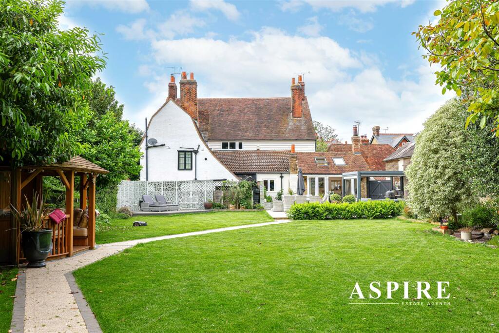 Aspire Estate Agents1039.jpg