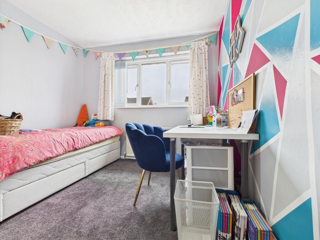 CAM03729G0-PR0149-STILL003