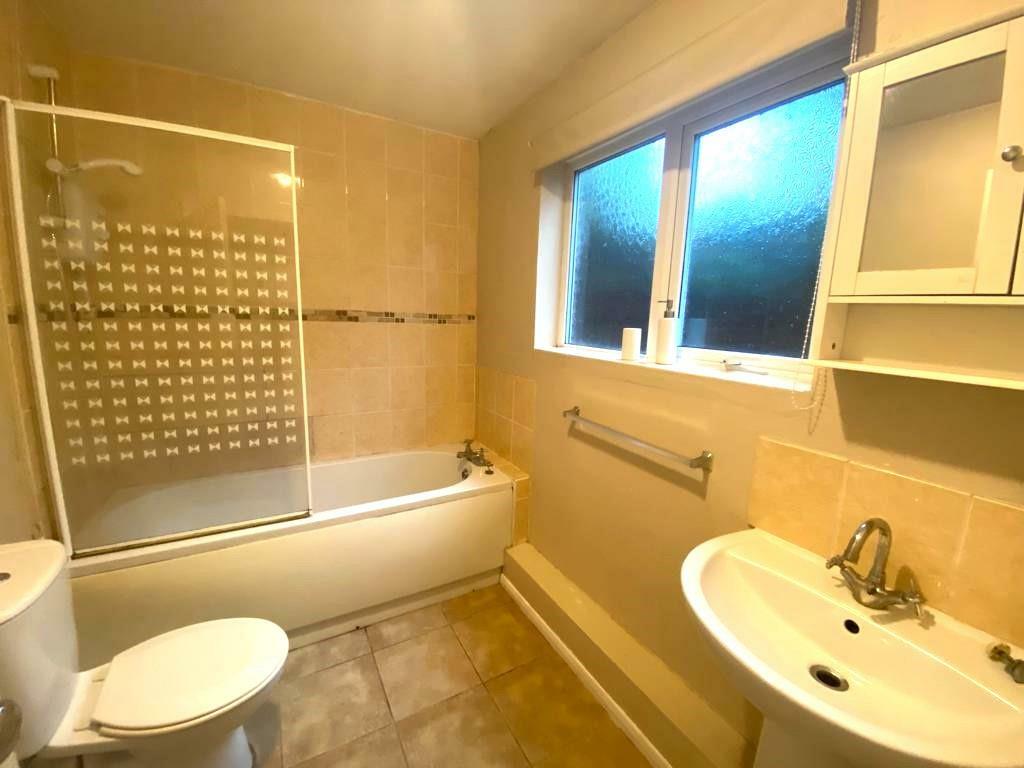 Bathroom .jpg