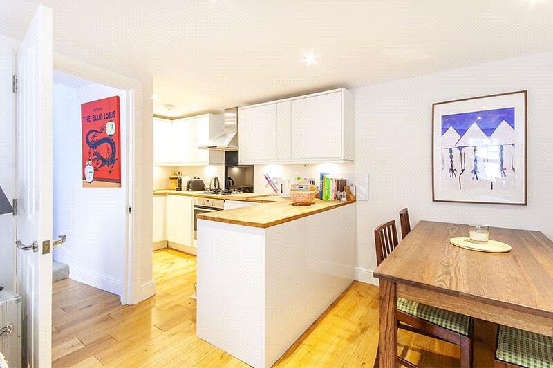 Kitchen / Dining