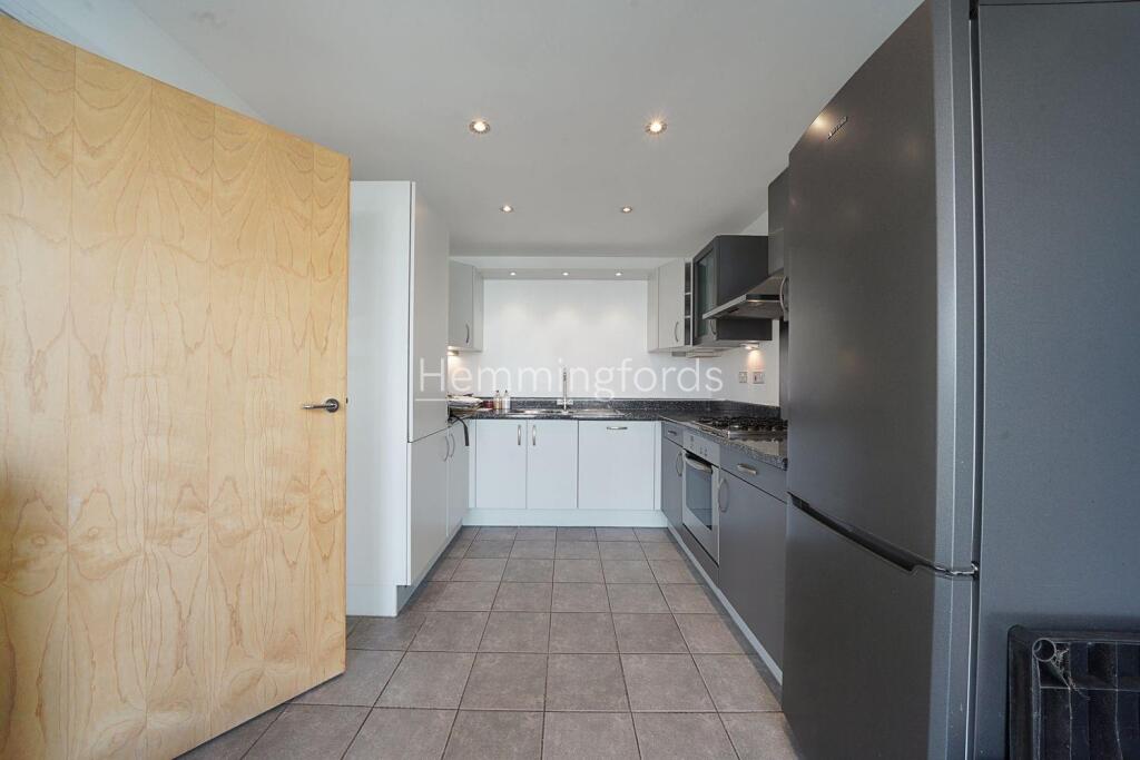 Flat 118, Western Beach Apartments - oyyWAo7kwh4hJ